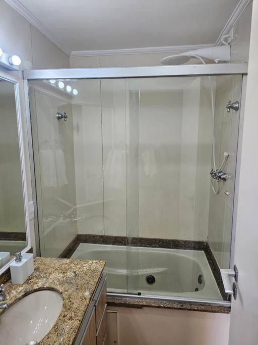 Flat Capitania Varam 143 Pitangueiras กัวรูจา ภายนอก รูปภาพ